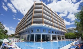 Bieden! 20% koting hotel Piramide Salou