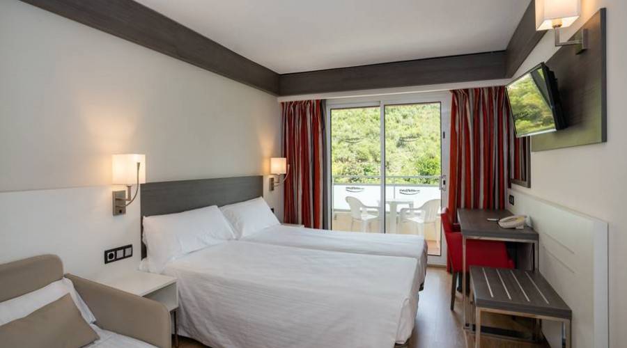 Triple superior santa monica hotel calella